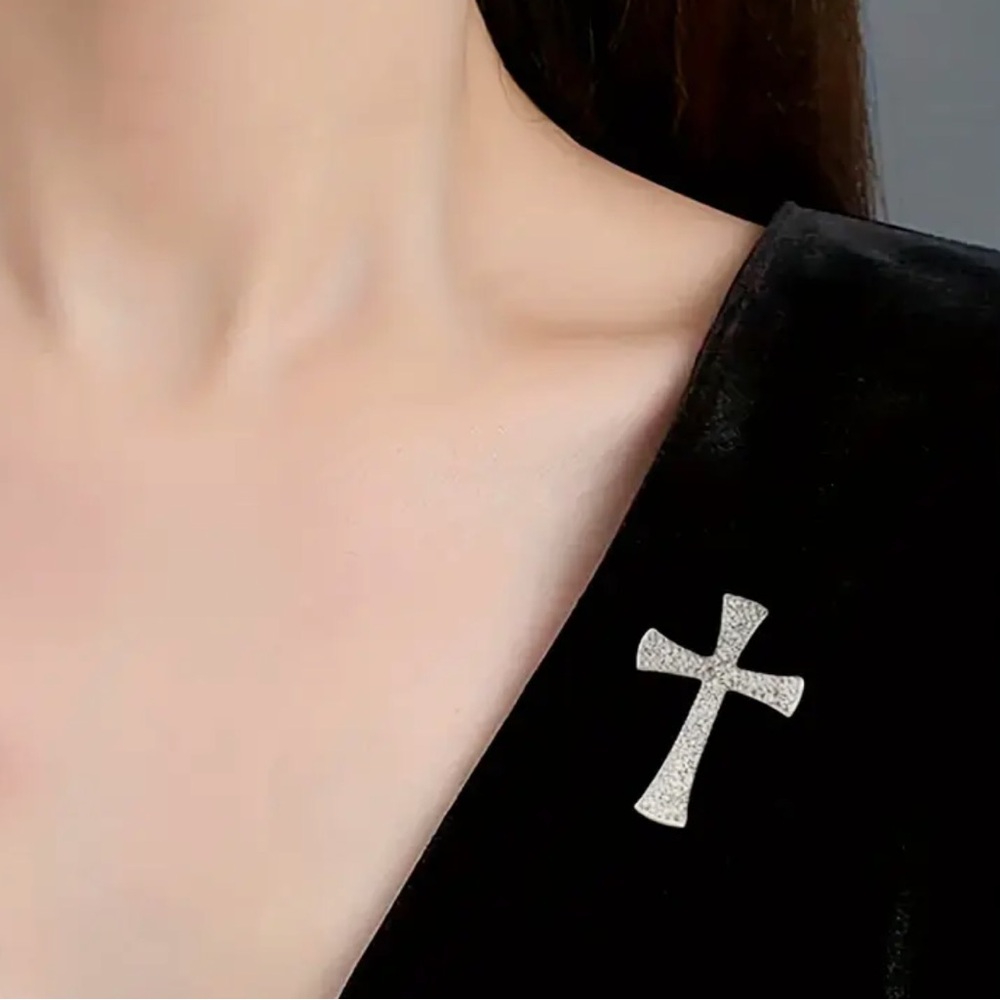 Cross Cubic Zirconia Brooch Pin Rose Gold-tone Pin Pendant Jackets, Backpacks